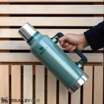 فلاسک استنلی STANLEY مدل CLASSIC 1.9L